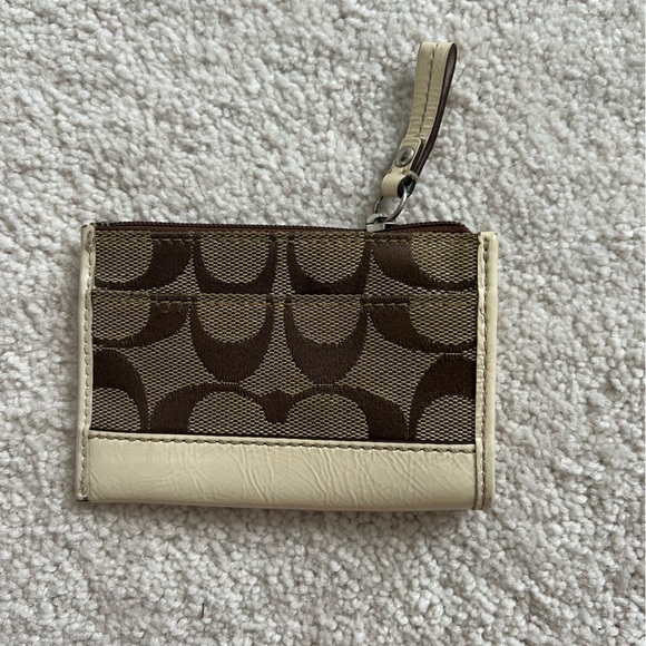 Coach Card pouch with key ring - Picture 2 of 4